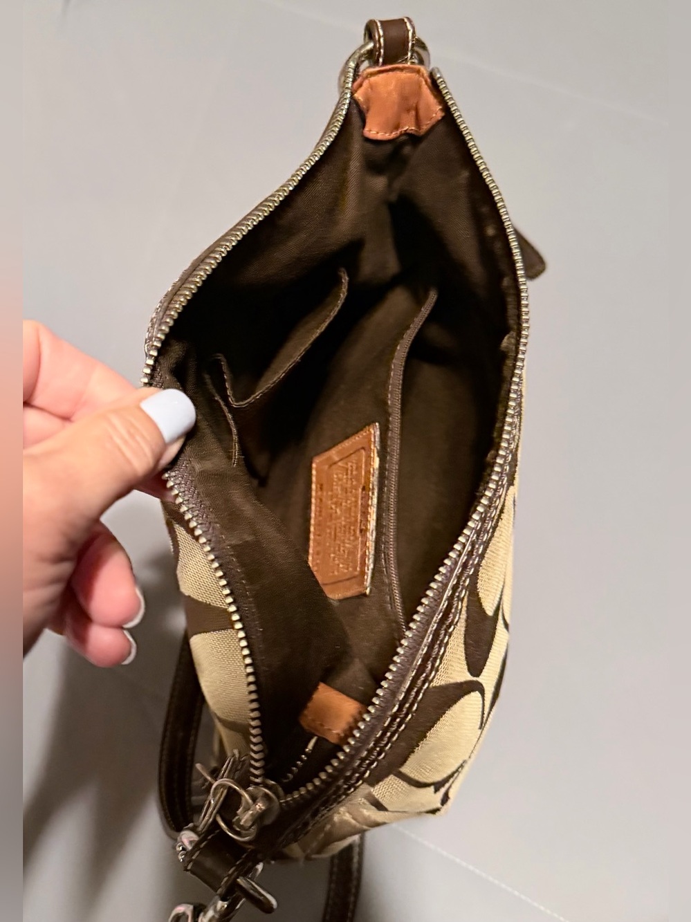 Coach Vintage Beige & Brown Signature Canvas Crossbody Bag - Picture 4 of 14